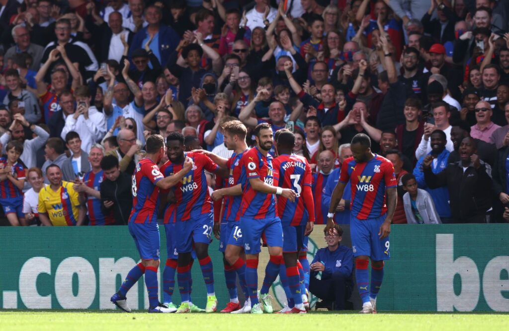 Crystal Palace beats Tottenham 3-0 to surge an upset.