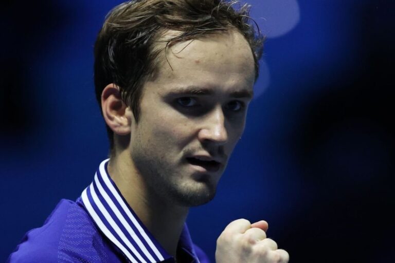 ATP Finals 2021: Daniil Medvedev qualifies for the semifinals