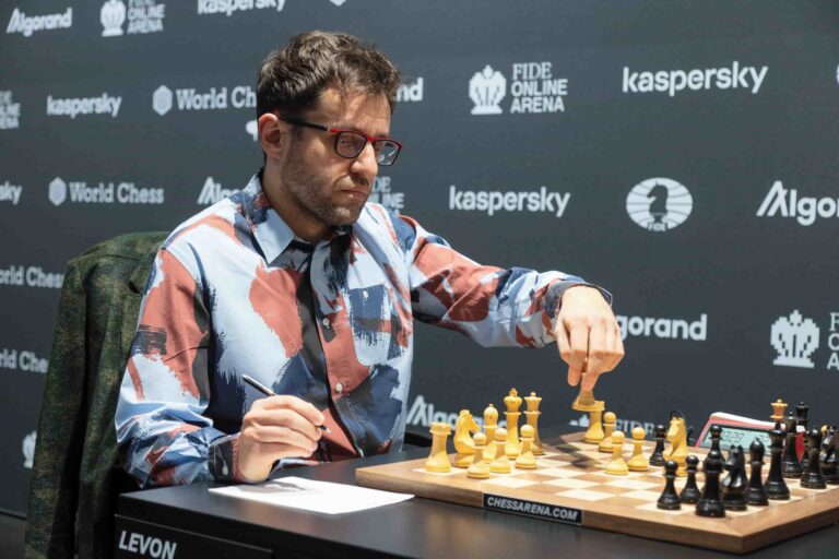 Airthings Masters SF: Carlsen and Nepo reach the final